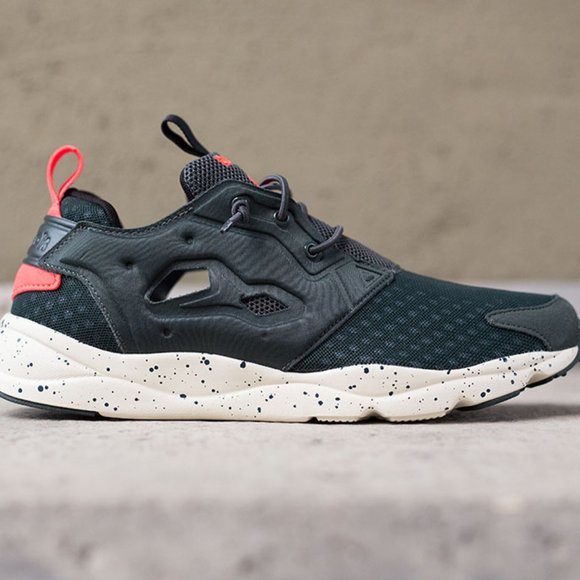 Reebok Other - BNIB REEBOK UNISEX FURYLITE SR DARK SAGE TRAINERS